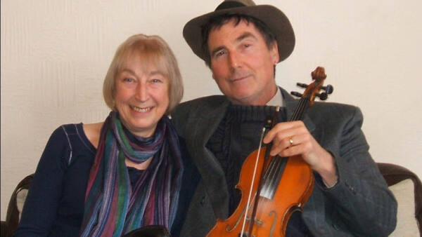 Folk Club - Jim and Lynette Eldon