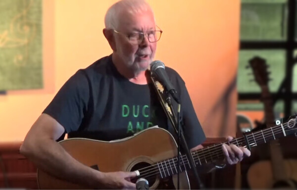 Folk Club – John Conolly